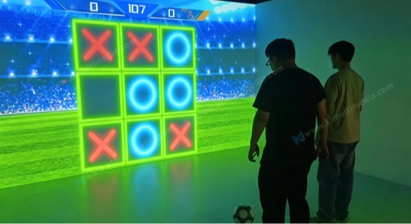 Multi Ball wall game Настенная игра с несколькими мячами