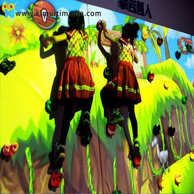 Дополненная стена для скалолазания