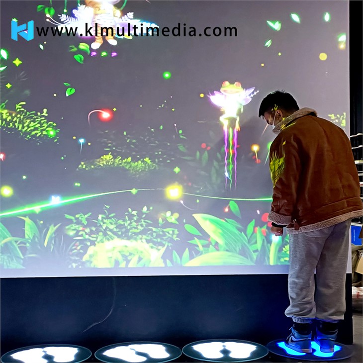 Игра Напольные светильники