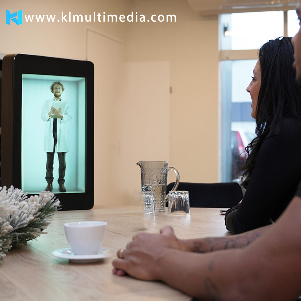 Коробка с голограммой