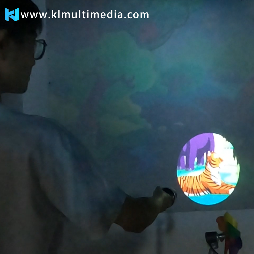 Интерактивный фонарик